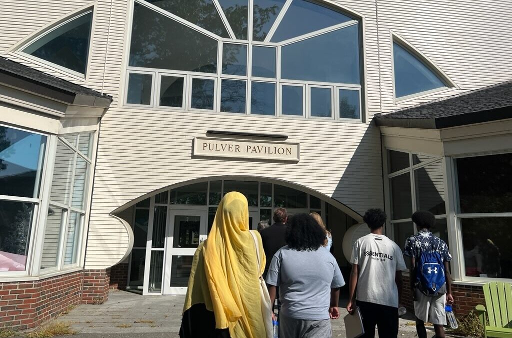 Learning to Lead: Teens Connect Community to Oral Health Care